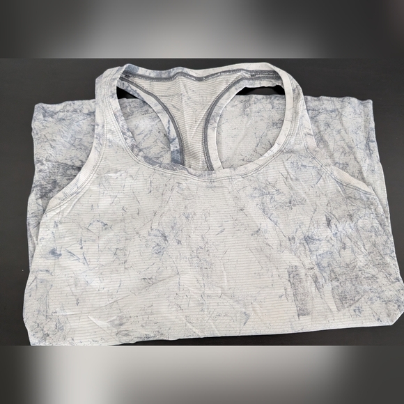 Lululemon Tanks - Picture 3 of 4
